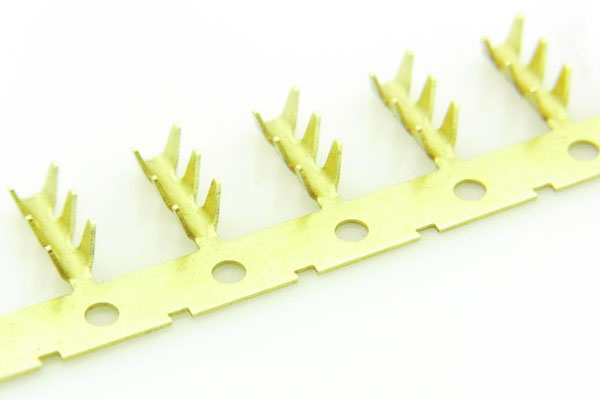 端子 鯊魚齒端子